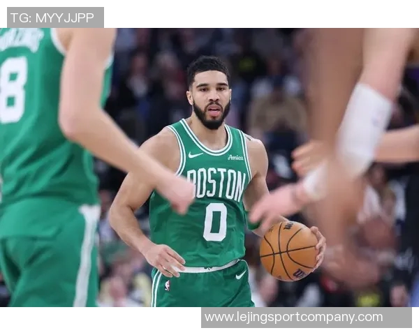 塔图姆女友畅谈儿子未来或成篮球歌手的梦想与期待