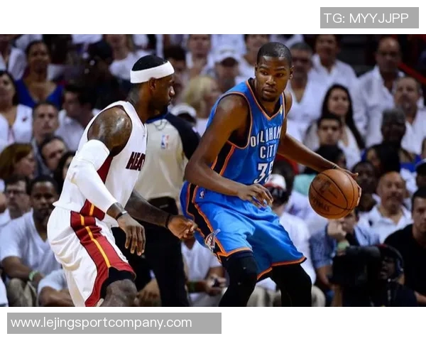 余华对詹姆斯决定的看法及杜兰特转会的正常性分析