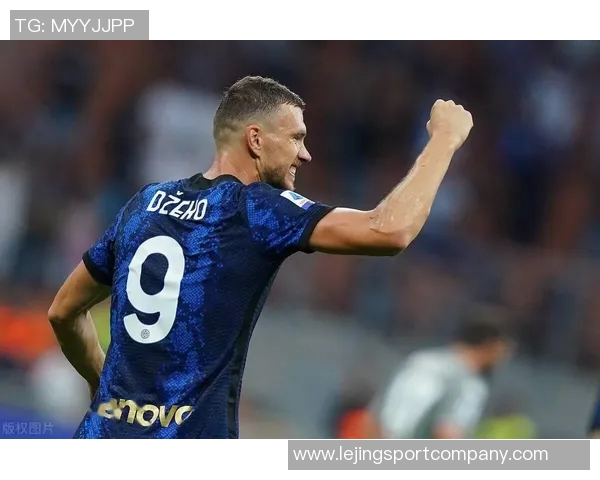 一日蓝黑终生蓝黑国米官方致敬哲科展现忠诚与热爱