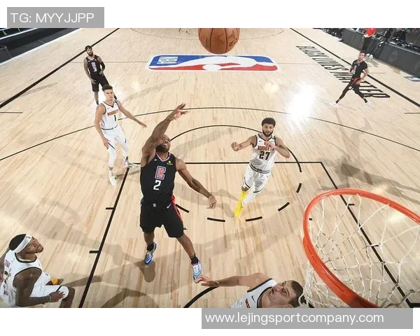 小卡表现出色半场16分4板助球队争胜 小卡表现出色半场16分4板助球队争胜